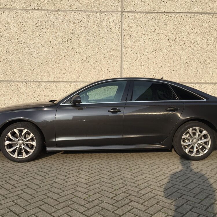 Audi A6 Sedan Voorportieren en Voorruit FG70 vanaf Bstijl FG20