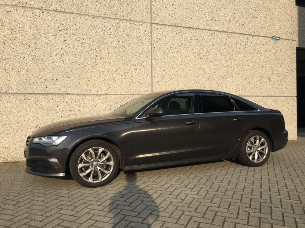 Audi A6 Sedan Voorportieren en Voorruit FG70 vanaf Bstijl FG20.1