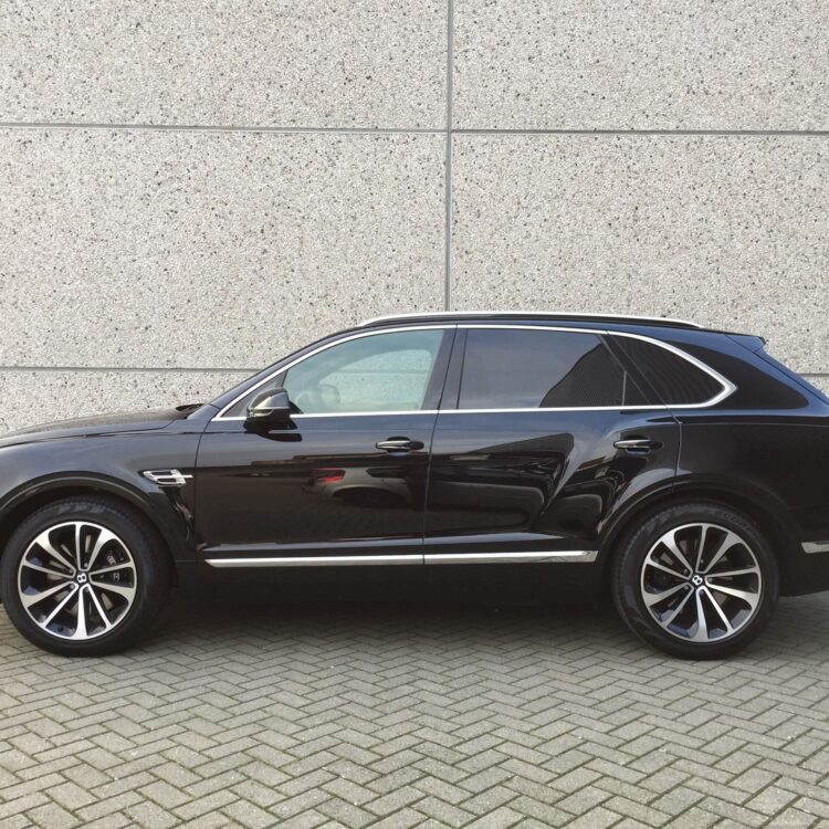 Bentley voorportieren en voorruit FG70
