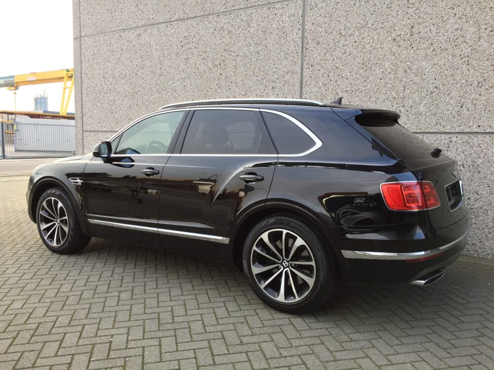 Bentley voorportieren en voorruit FG70.2