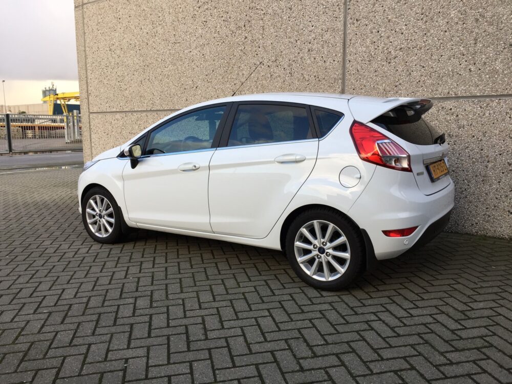 Ford Fiesta Voorportieren FG70 vanaf Bstijl FG20.2