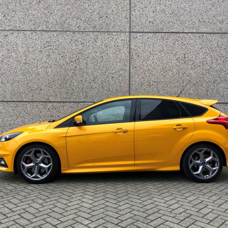 Ford Focus ST vanaf Bstijl FG20