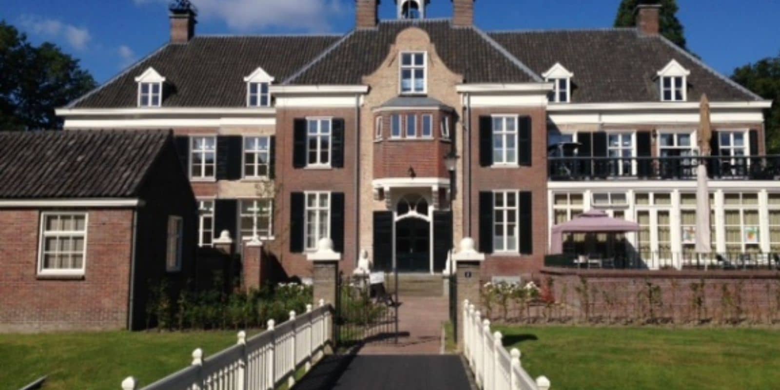 Raamfolie-monumentaal-pand