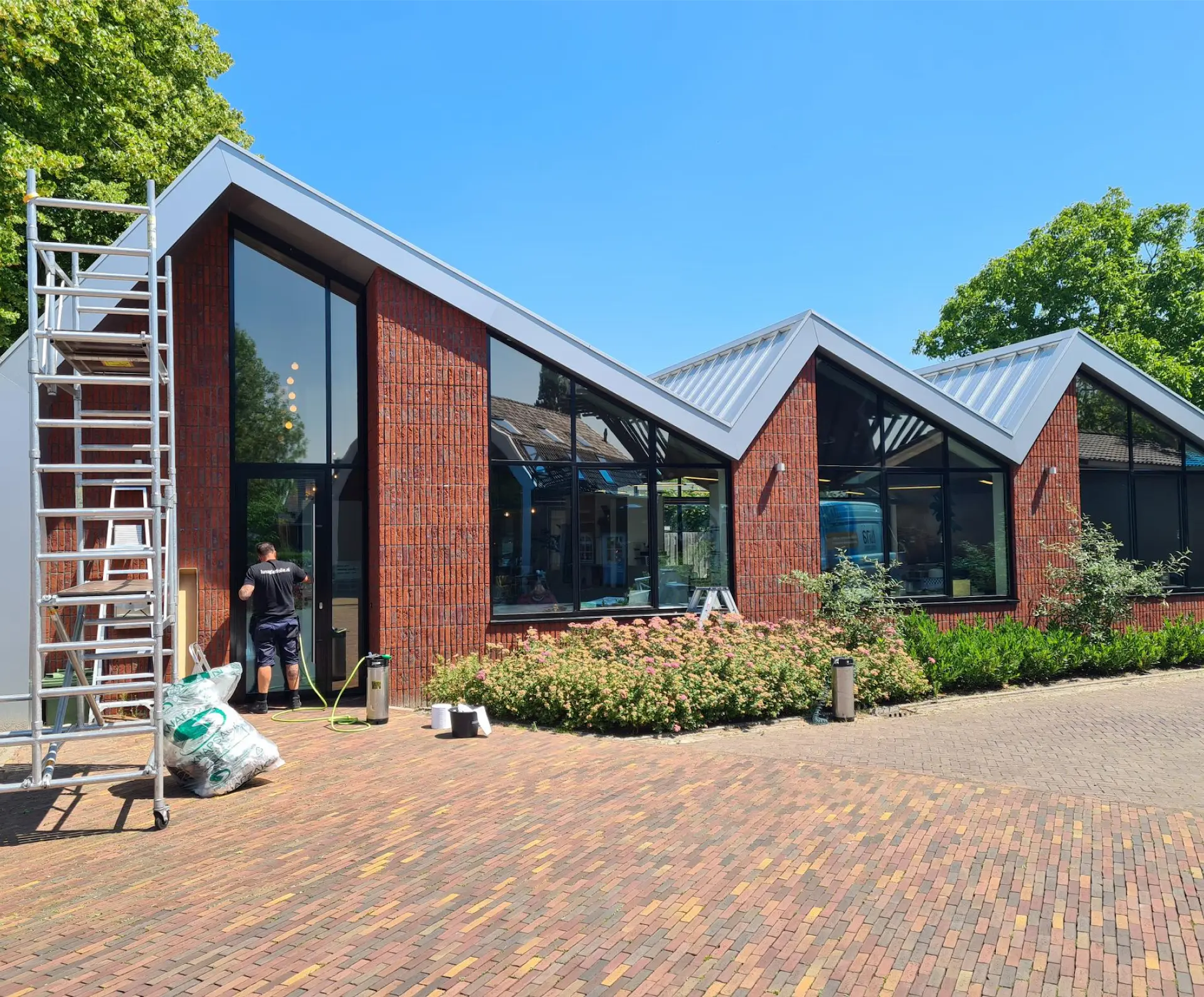 Raamfolie-plaatsen-op-locatie