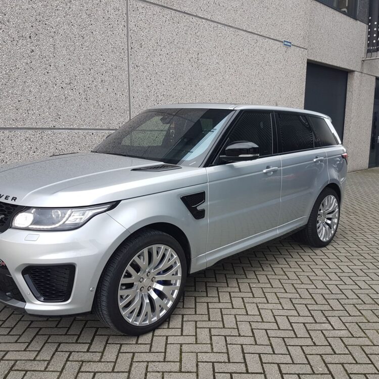 Range rover Sport SVR Voorruit en voorportieren fg70 bstijl fg20 (1)