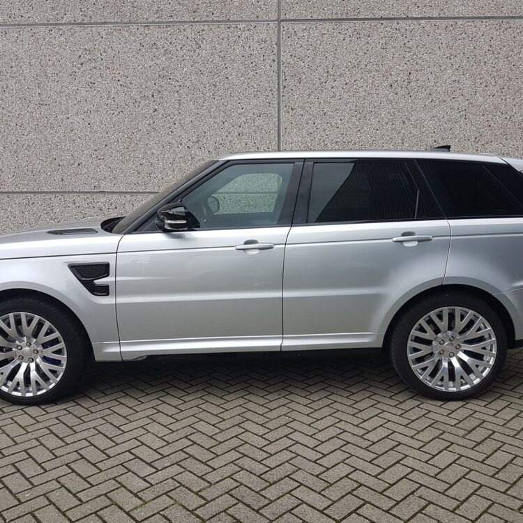 Range rover Sport SVR Voorruit en voorportieren fg70 bstijl fg20 (2)