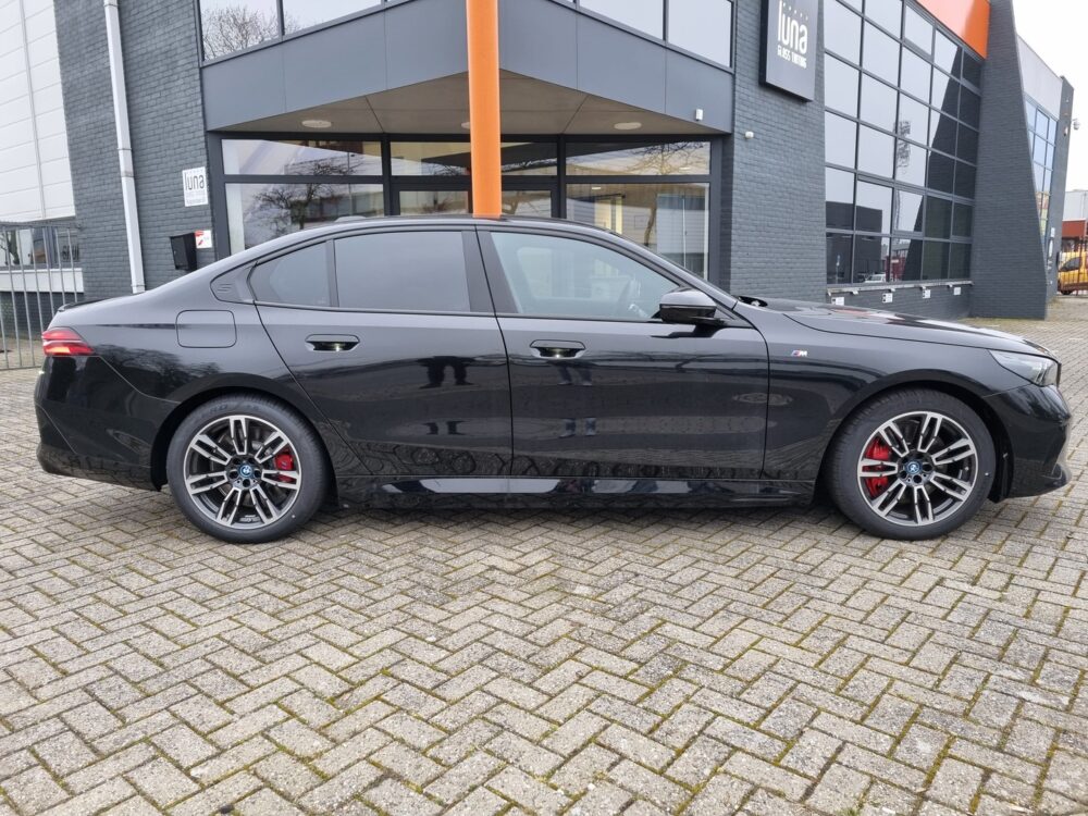 bmw 5 serie sedan bstijl20 vp70