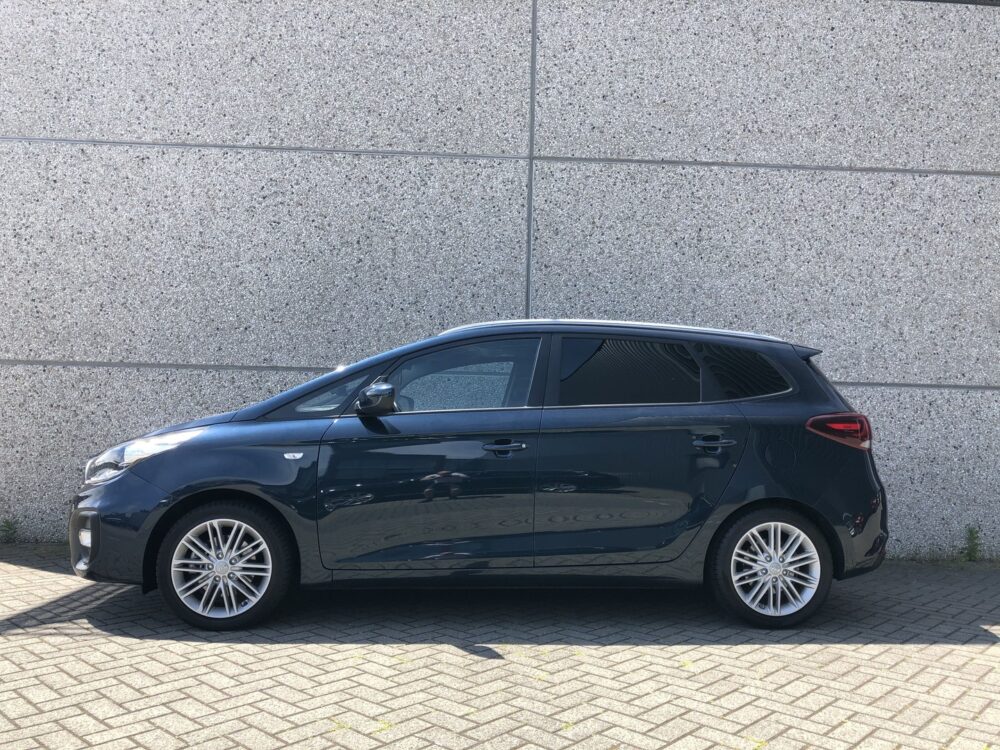 kia carens bstijl05 vp70
