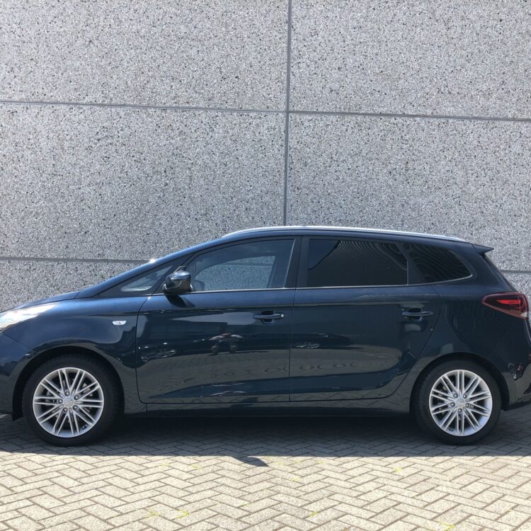kia carens bstijl05 vp70