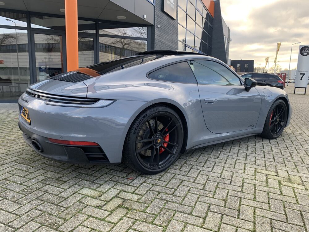porsche 911 gt3 vp vr mp70 2