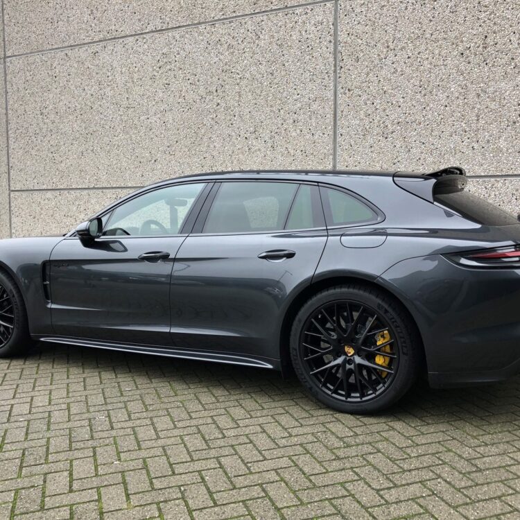 porsche panamera vp702