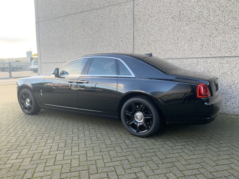 rolls royce ghost vr vp702