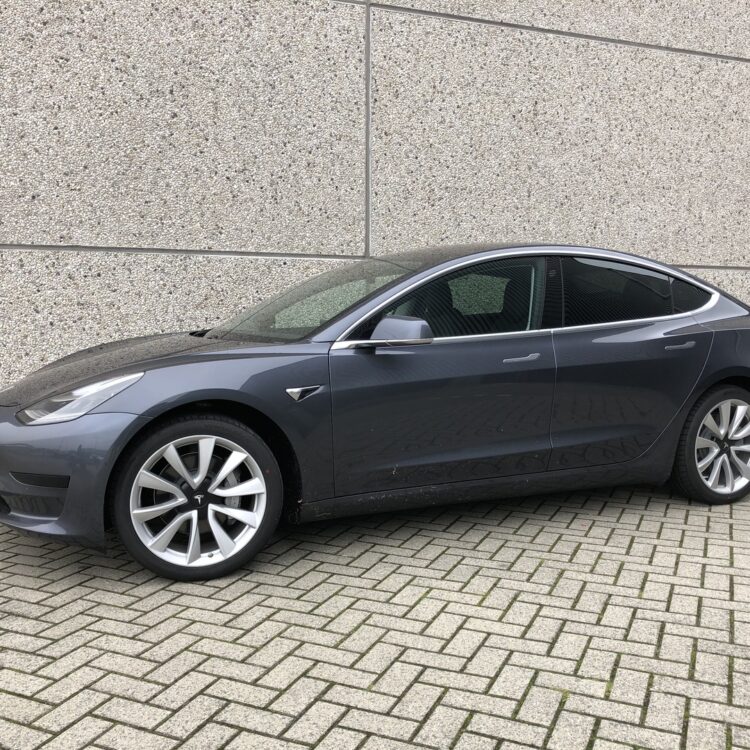 tesla 3 bstijl201