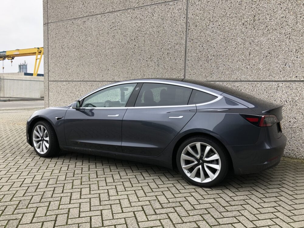 tesla 3 bstijl202