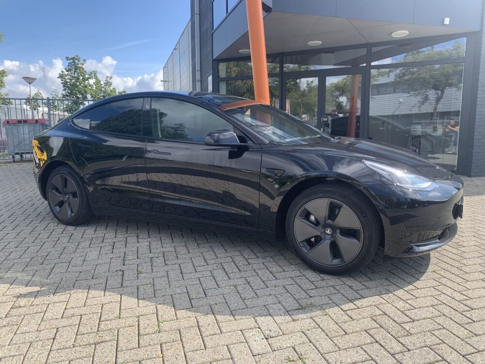 tesla model 3 rondom 20-70 1