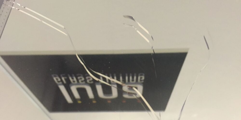 Thermische ruitbreuk door folie