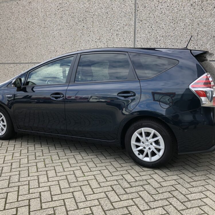 toyota prius wagon bstijl202