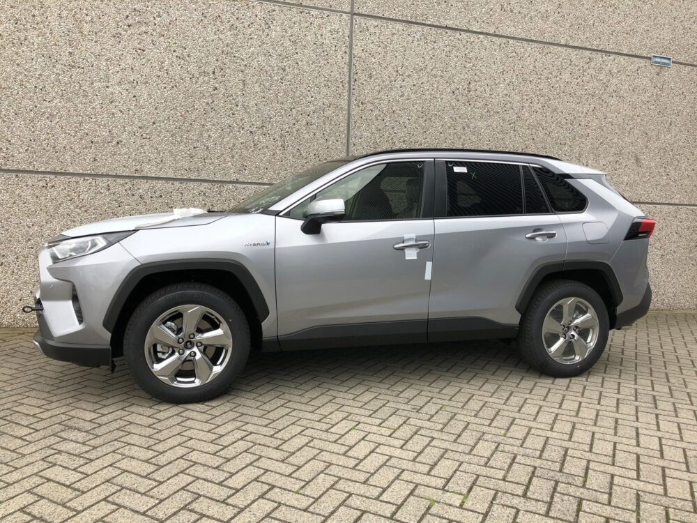 toyota rav4 vp70 pg+v81