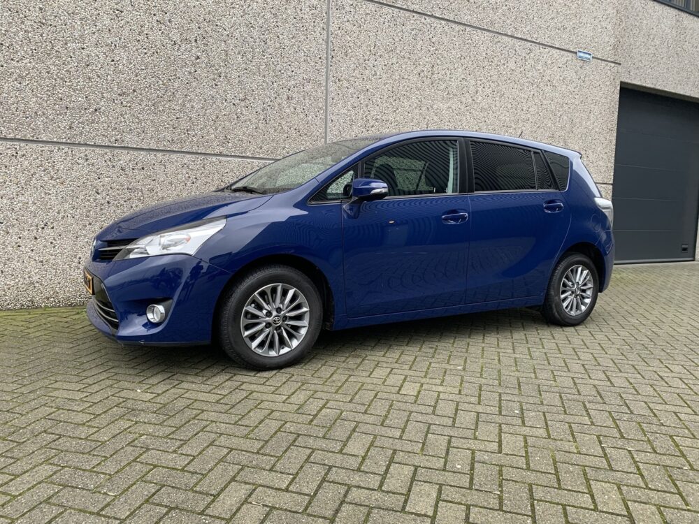 toyota verso bstijl201