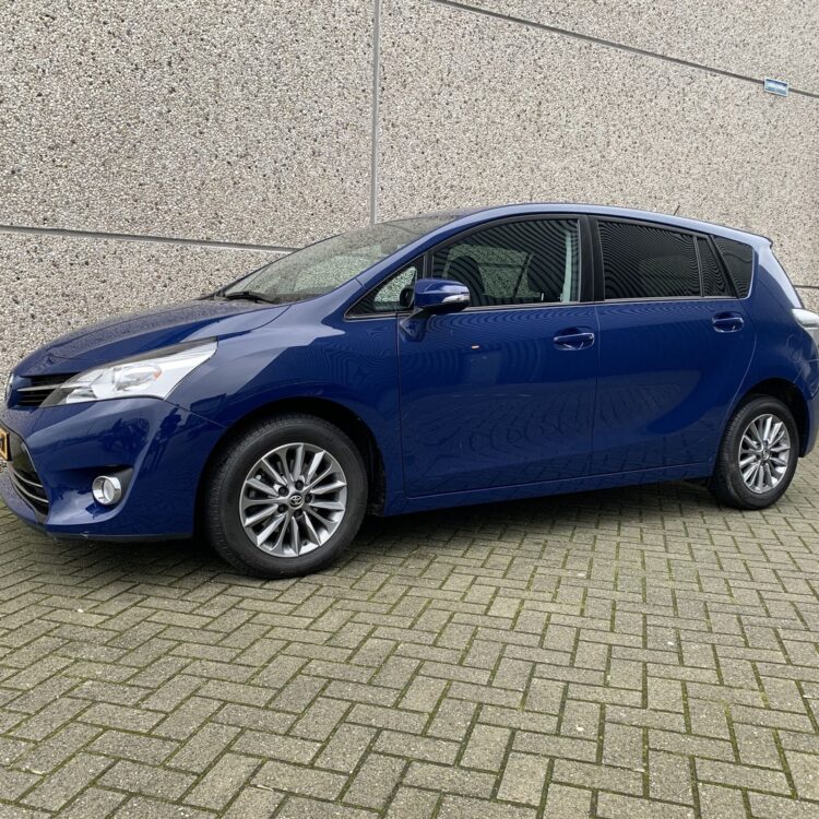 toyota verso bstijl201